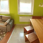 Nyaraló Moderno Opremljena Hisa Z Odmaknjeno Lokacijo *