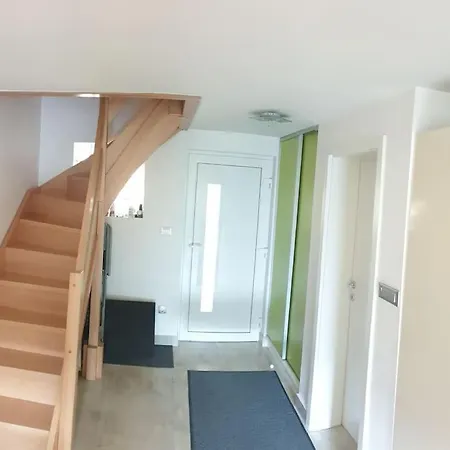 Ferienhaus Moderno Opremljena Hisa Z Odmaknjeno Lokacijo Dolenjske Toplice