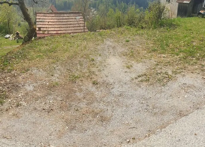 Casa vacanze Moderno Opremljena Hisa Z Odmaknjeno Lokacijo *