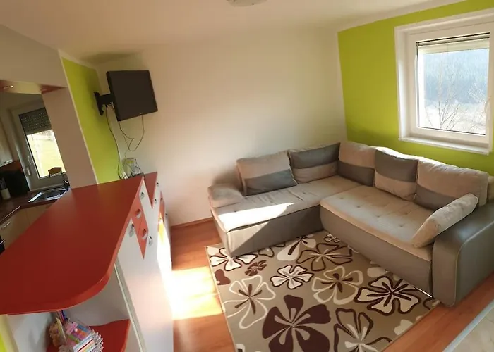 Casa vacanze Moderno Opremljena Hisa Z Odmaknjeno Lokacijo Dolenjske Toplice