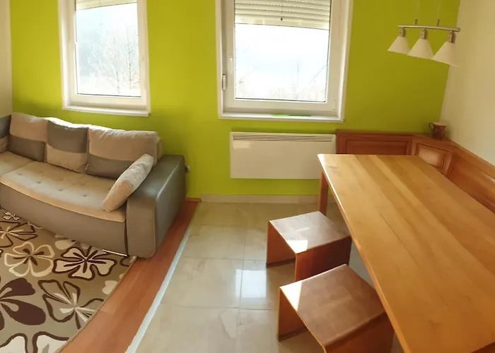 Casa vacanze Moderno Opremljena Hisa Z Odmaknjeno Lokacijo *