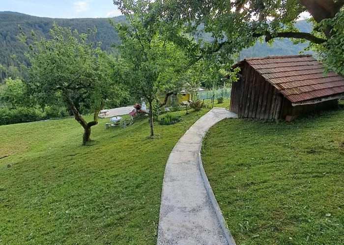 Moderno Opremljena Hisa Z Odmaknjeno Lokacijo Casa vacanze